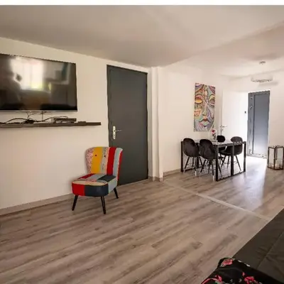 Bright villa floor with terrace and garden