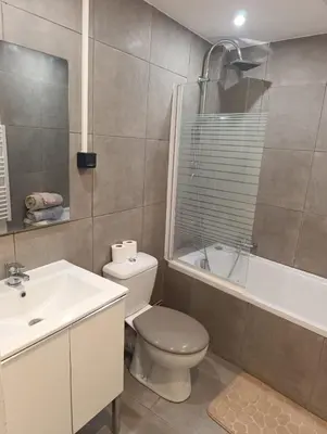 Salle de bains dans l'établissement Studio charmant