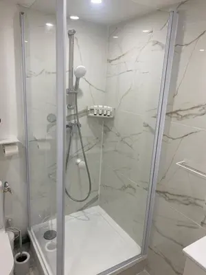 Salle de bains dans l'établissement Mirabelle Parigi