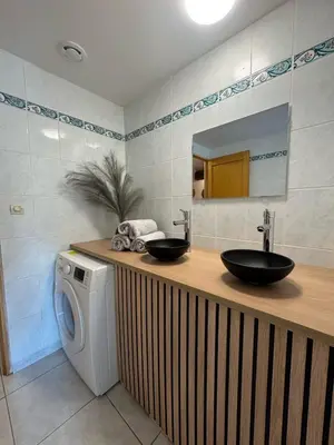 Cuisine ou kitchenette dans l'établissement Gîte Baytso