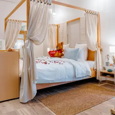 Suites Romantiques avec Jacuzzi - Marne-La-Vallée - Le Jardin De Vos Secrets