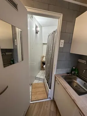 Salle de bains dans l'établissement Studio centre ville à 10 min de la gare