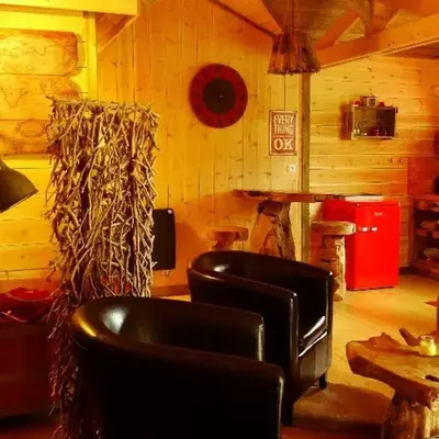 Chalet cosy avec cuisine équipée et terrasse - API-1-52-1088