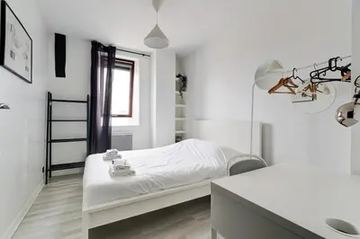 Un ou plusieurs lits dans un hébergement de l'établissement Cosy 3ch lumineux, central & calme, 8 pers