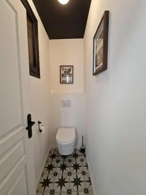 Salle de bains dans l'établissement Appartement 4 pers - déco magique immersive - centre Reims