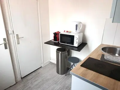 Cuisine ou kitchenette dans l'établissement Studio des Capucins 1