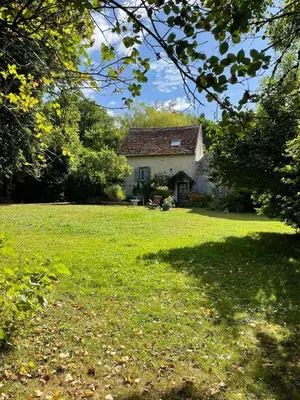 Jardin de l'établissement Maison au jardin à Bannost-Villegagnon