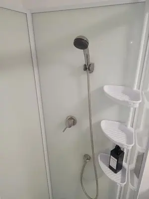 Salle de bains dans l'établissement Le GM 2, proche commerces et gare