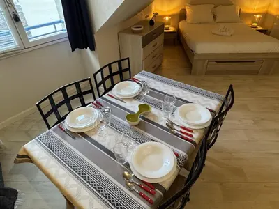 Coin salon dans l'établissement Appartement centre Compiègne