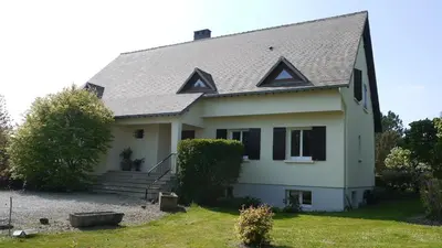 Jardin de l'établissement GITE DE MAMIE - jusqu'à 20 personnes