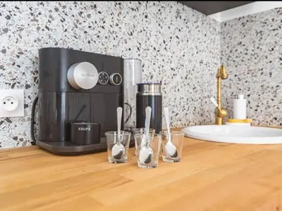 Plan de l'établissement Élégant Appartement Moderne à Reims avec Internet Haut Débit - FR-1-870-1
