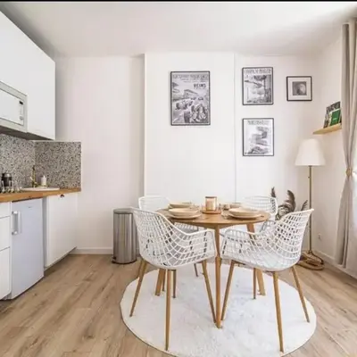 Élégant Appartement Moderne à Reims avec Internet Haut Débit - FR-1-870-1