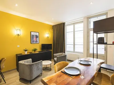 Plan de l'établissement Appartement Moderne Reims Centre avec Parking et WiFi - FR-1-870-9