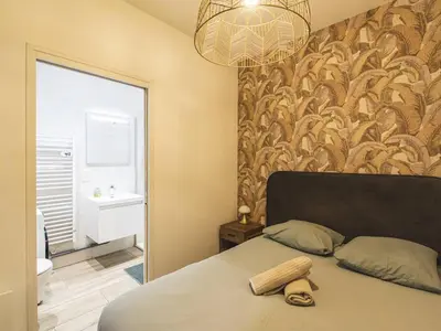 Plan de l'établissement Appartement Moderne Reims Centre avec Parking et WiFi - FR-1-870-9