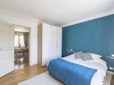 Un ou plusieurs lits dans un hébergement de l'établissement Duplex Élégant au Cœur de Reims - 2 Chambres - FR-1-870-15