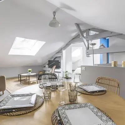 Appartement Chic à Reims