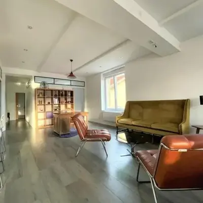 Grand Appartement 2 Chambres au Cœur de Reims - FR-1-870-34