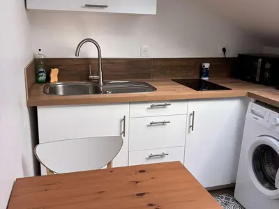 Plan de l'établissement Studio Moderne au Cœur de Reims - FR-1-870-29