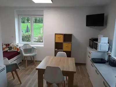 Cuisine ou kitchenette dans l'établissement Studio 4 personnes à Barzy-en-Thiérache