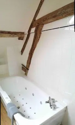 Salle de bains dans l'établissement Les Marronniers