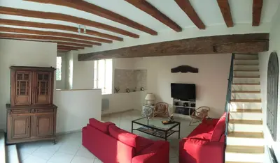 Coin salon dans l'établissement Les Marronniers