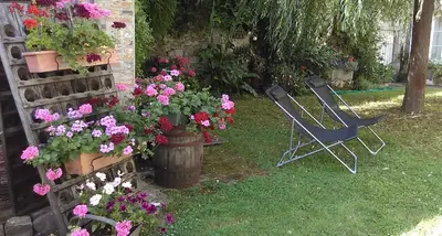 Jardin de l'établissement AMBIANCES chambres d 'hôtes