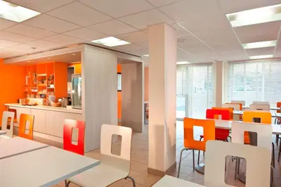 Restaurant ou autre lieu de restauration dans l'établissement Première Classe Epernay