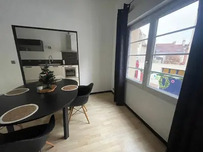 Cuisine ou kitchenette dans l'établissement Le Nid de Sacha