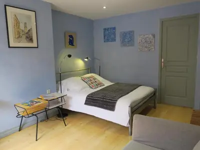 Un ou plusieurs lits dans un hébergement de l'établissement Chambres du Petit Bois