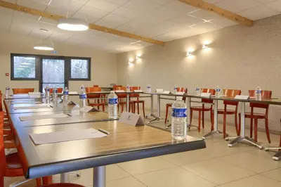 Restaurant ou autre lieu de restauration dans l'établissement Sure Hotel by Best Western Reims Nord
