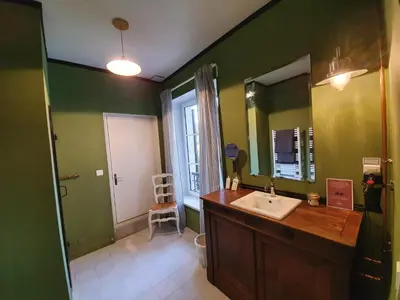 Salle de bains dans l'établissement Il Etait Une Fois