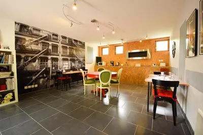 Cuisine ou kitchenette dans l'établissement Chambres d'Hotes Lorengrain