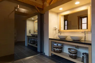 Cuisine ou kitchenette dans l'établissement Auberge De L'abbaye