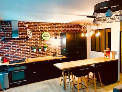 Cuisine ou kitchenette dans l'établissement La charmeraie