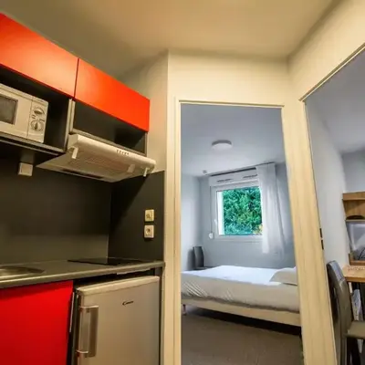 KOSY Appart'hôtel Le Champ De Mars Reims
