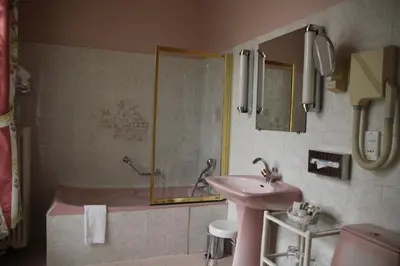 Salle de bains dans l'établissement Château Des Bondons EI