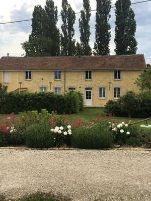 Jardin de l'établissement Demeure des Pothières