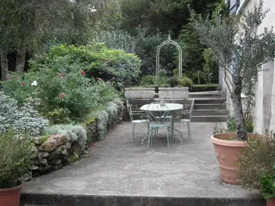 Jardin de l'établissement La Maison dans la Brie