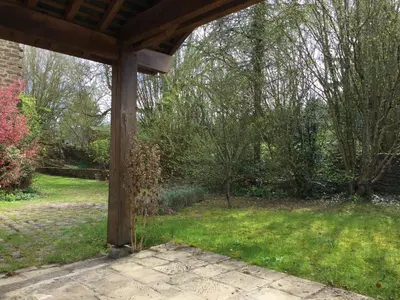 Jardin de l'établissement Gite THEYS Floing