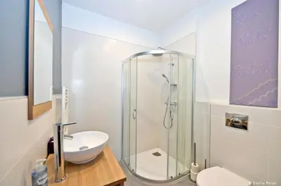 Salle de bains dans l'établissement Chambres d'hotes Les Nuits Pastel