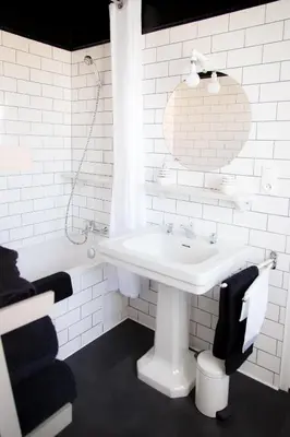 Salle de bains dans l'établissement LES OLIVANIES