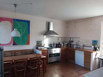 Cuisine ou kitchenette dans l'établissement Mansion in Machemont with Private Garden, BBQ & Fireplace