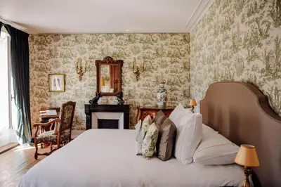 Un ou plusieurs lits dans un hébergement de l'établissement Château de Picheny
