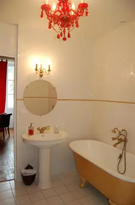 Salle de bains dans l'établissement La Villa Champagne Ployez-Jacquemart
