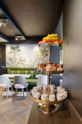 Coin salon dans l'établissement Kyriad Crepy En Valois