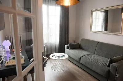 Coin salon dans l'établissement Armes de Champagne Hôtel & Spa