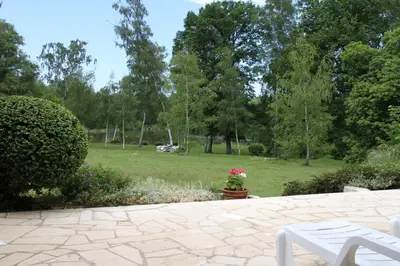 Jardin de l'établissement Résidence Clairbois, Chambres d'Hôtes