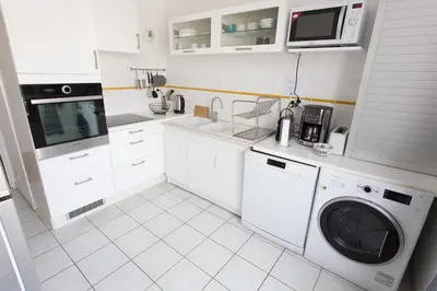 Cuisine ou kitchenette dans l'établissement IN FRONT OF CATHEDERAL !