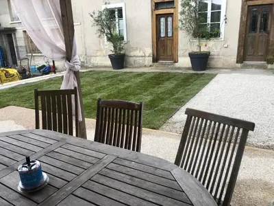 Jardin de l'établissement LE JABLOIRE