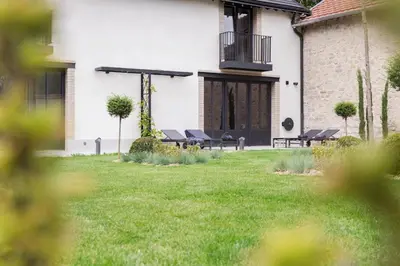 Jardin de l'établissement Au Clos du Lac